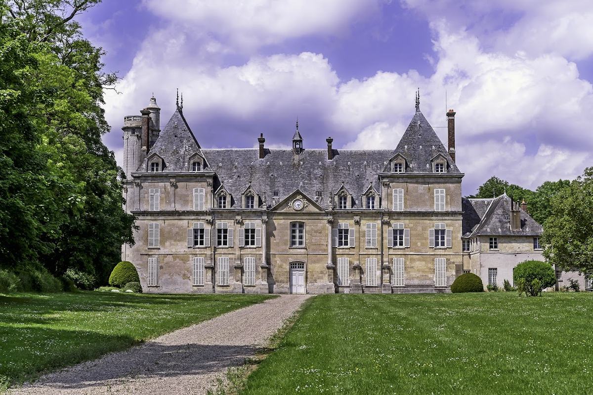 CHÂTEAU DE TARTIGNY